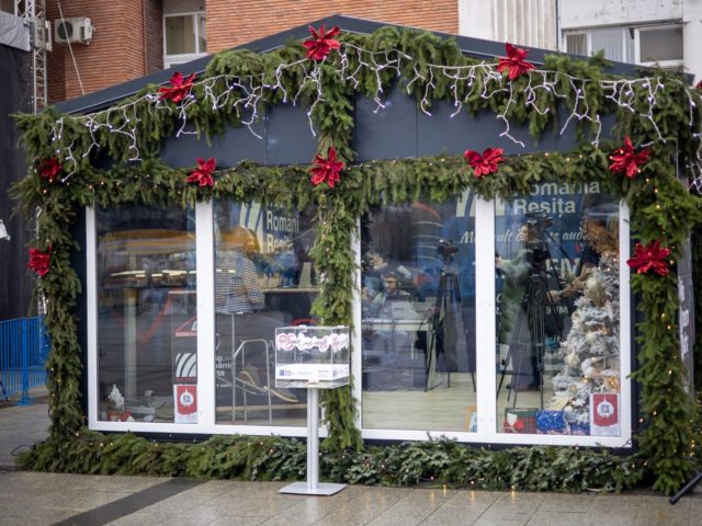 casuta de sticla - resita